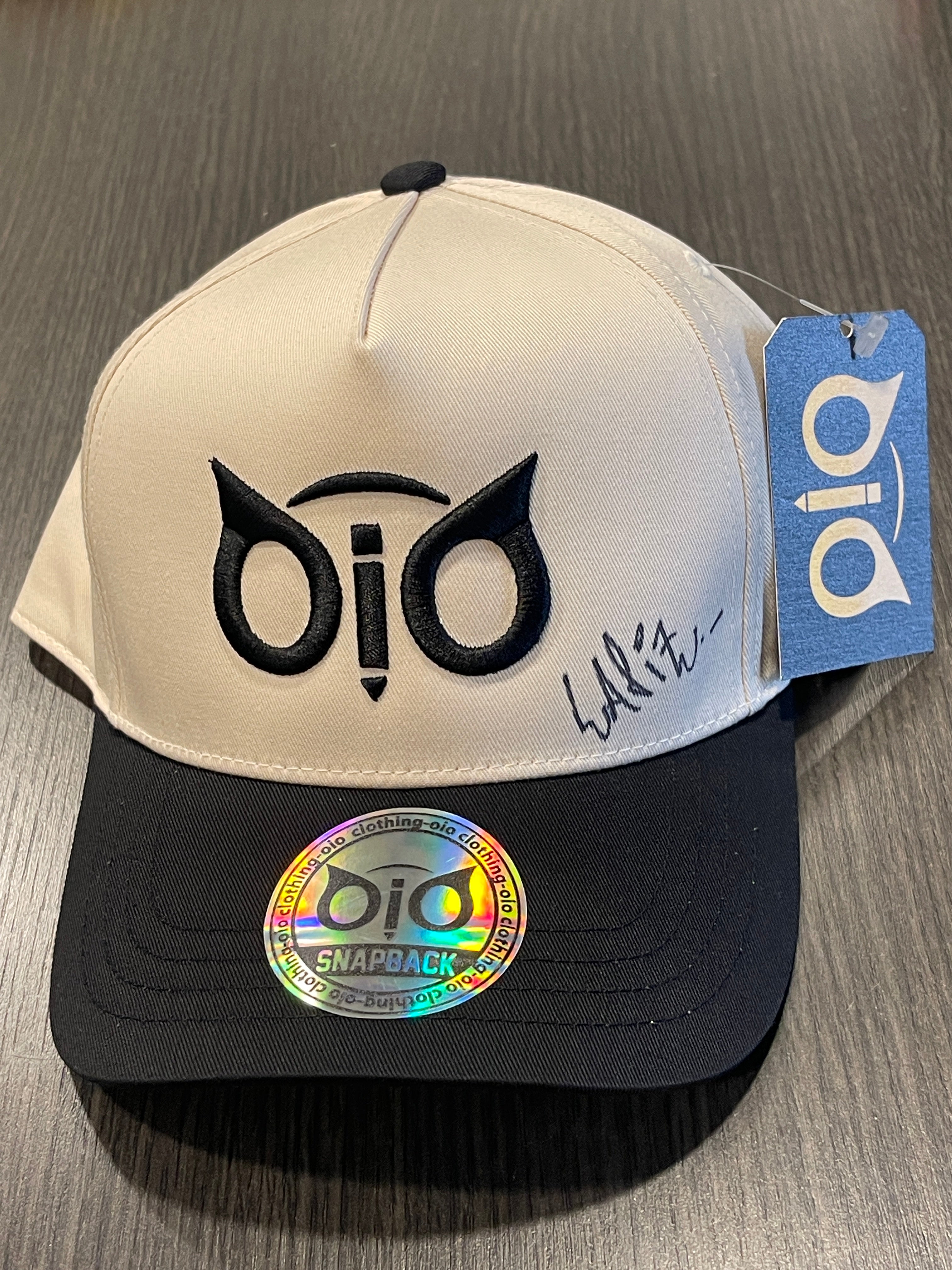 Snapback cap OiO