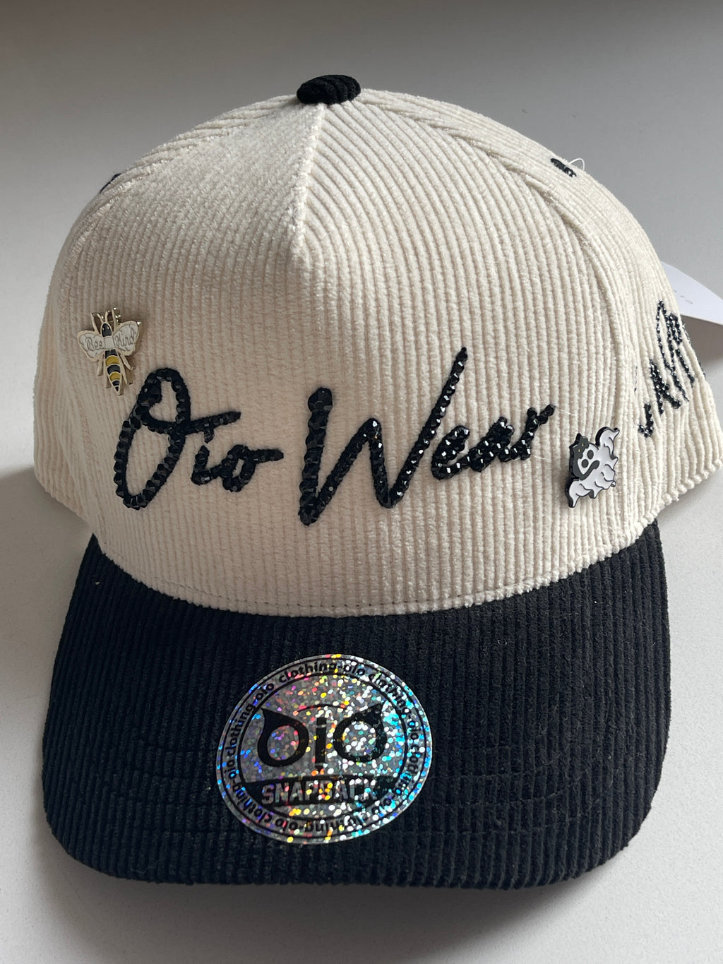 OiO Caps Limited Edition