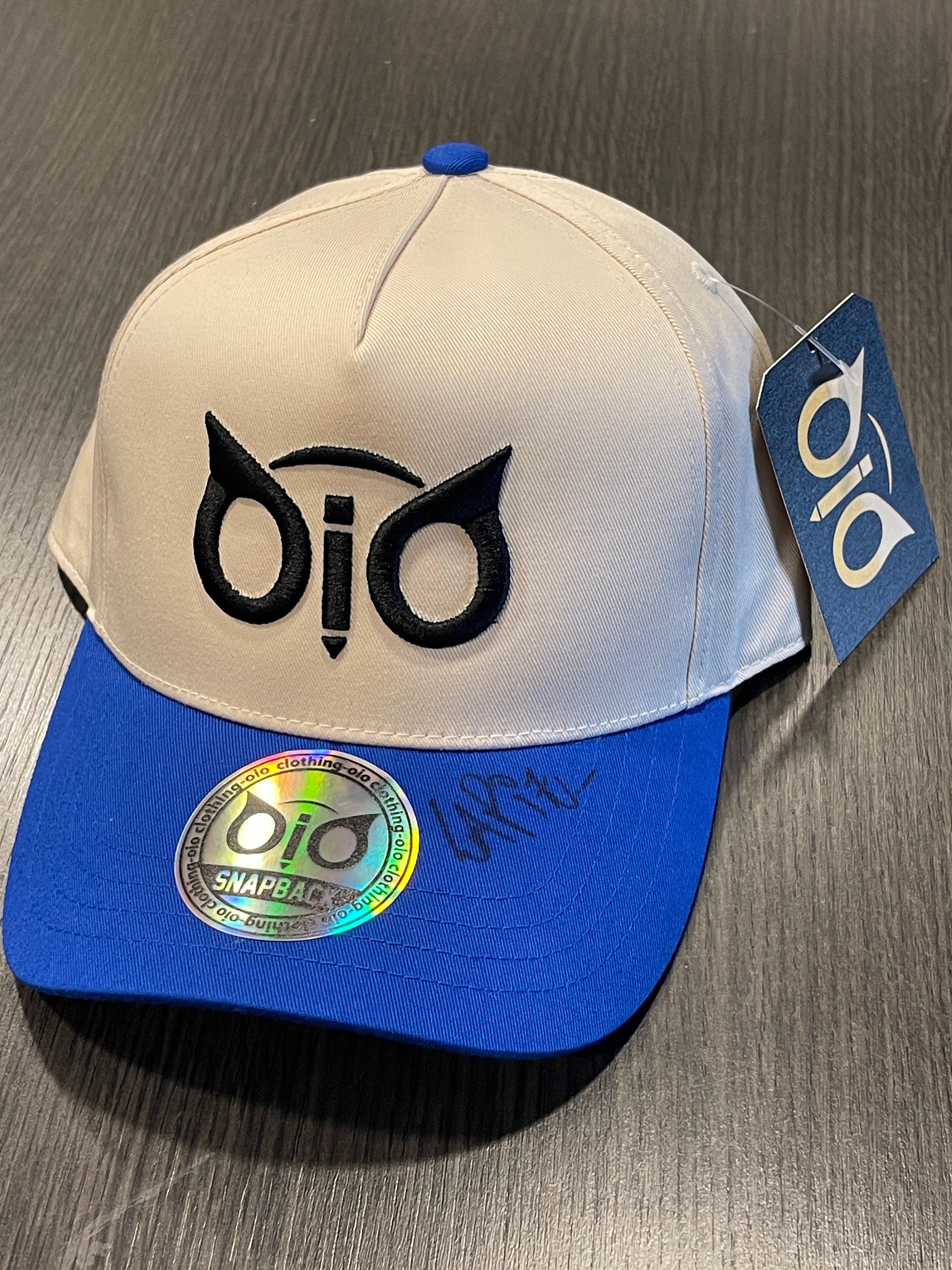 Snapback cap OiO