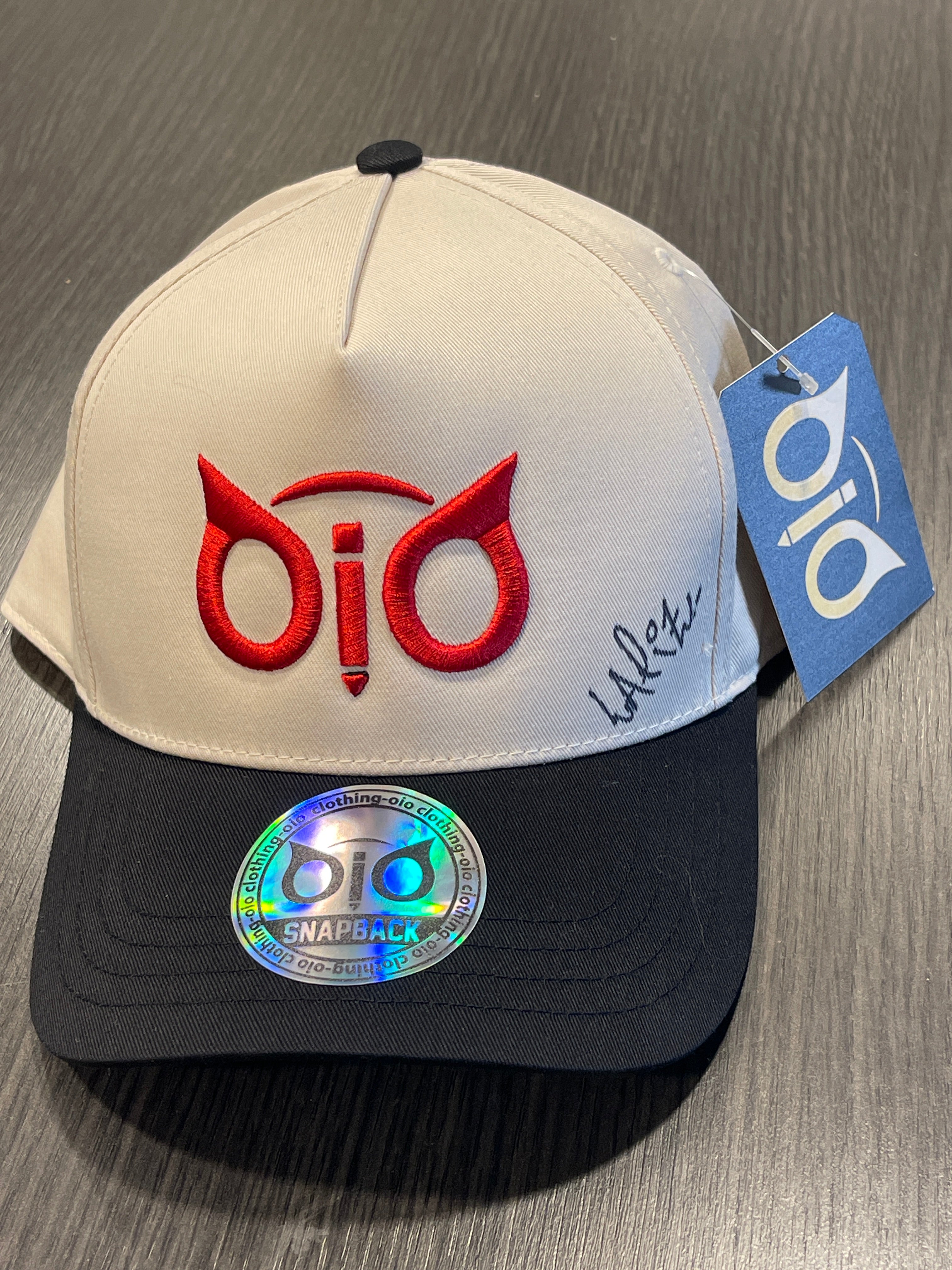 Snapback cap OiO