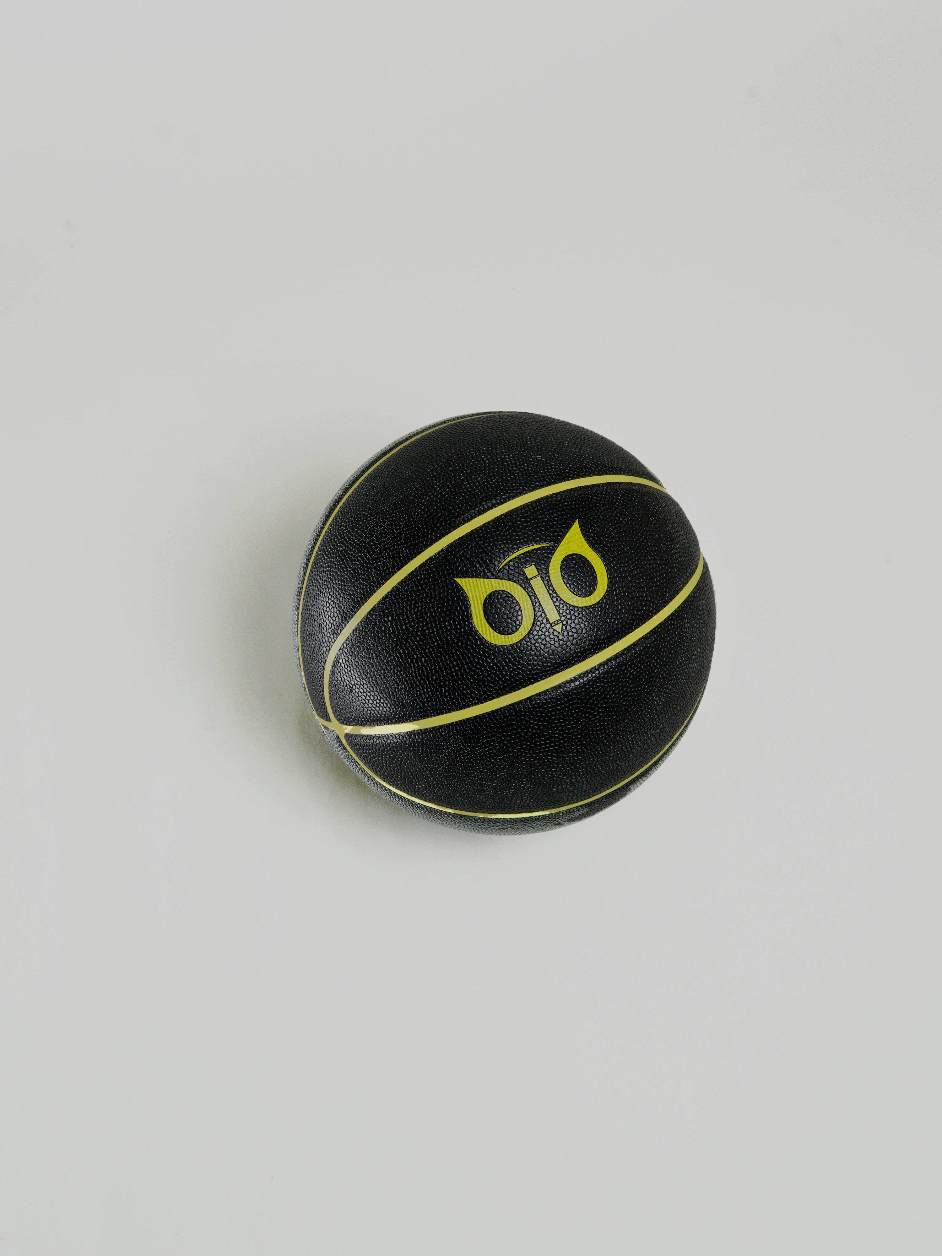 OIO OFFICIAL BASKETBALL