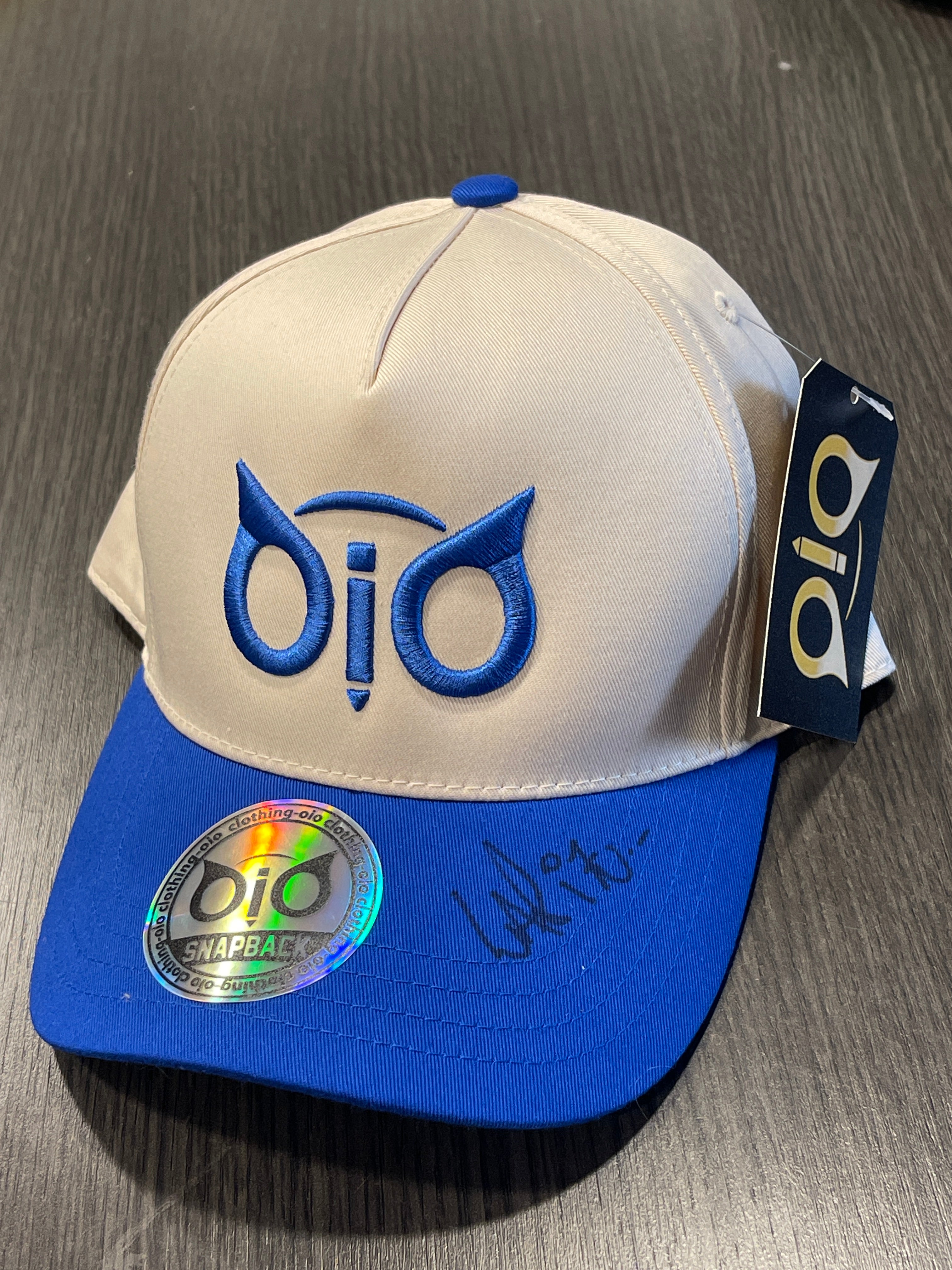 Snapback cap OiO