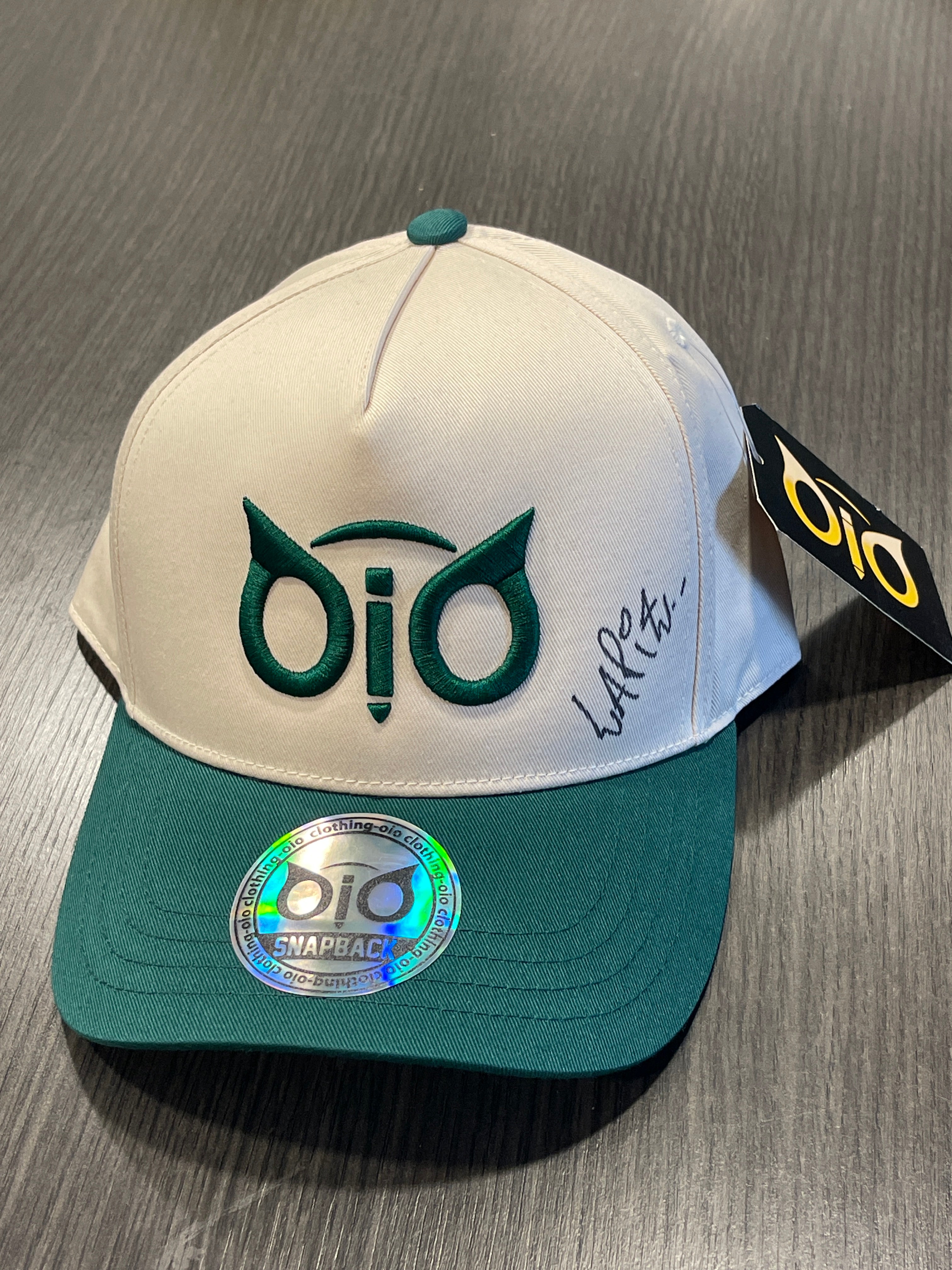Snapback cap OiO